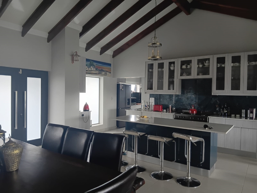 To Let 3 Bedroom Property for Rent in Dana Bay Western Cape
